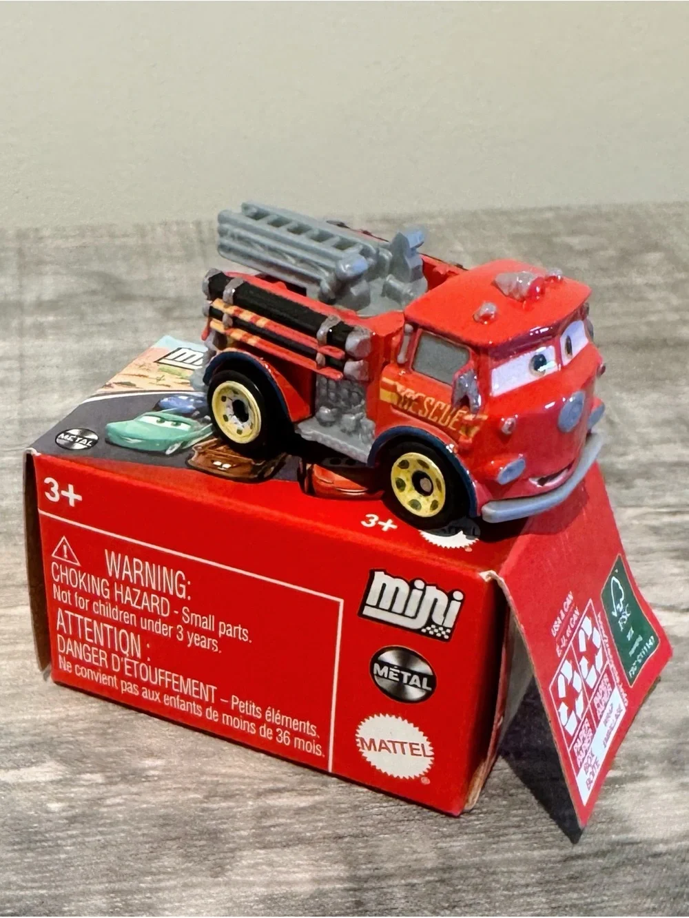 Disney Pixar Cars Mini Rescue Red Fire Truck Series 1 Mattel Diecast New